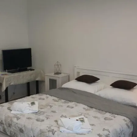 Huncovska 14 Апартаменты *