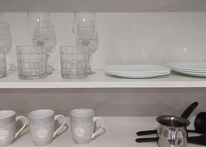 Daire Huncovska 14 *